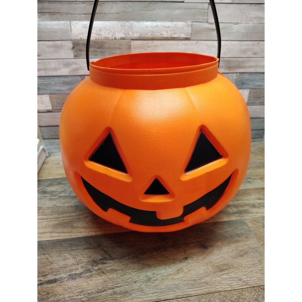VTG Giant 16" Pumpkin Jack-O-Lantern Halloween Pail General Foam Blow Mold USA